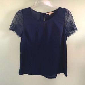 41 Hawthorn Blue Top